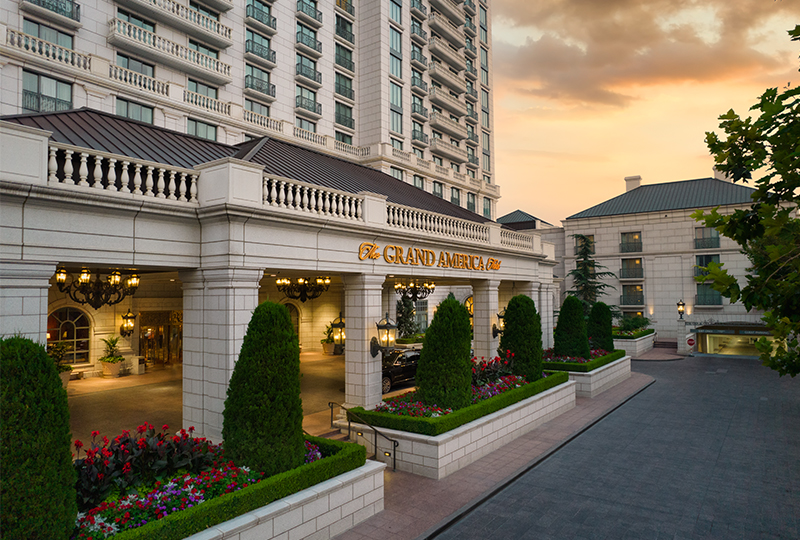 The front entrance to The Grand America Hotel.